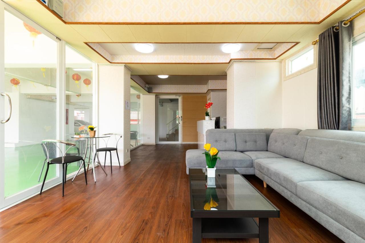 Sukhumvit 101 Hotel Банкок Екстериор снимка